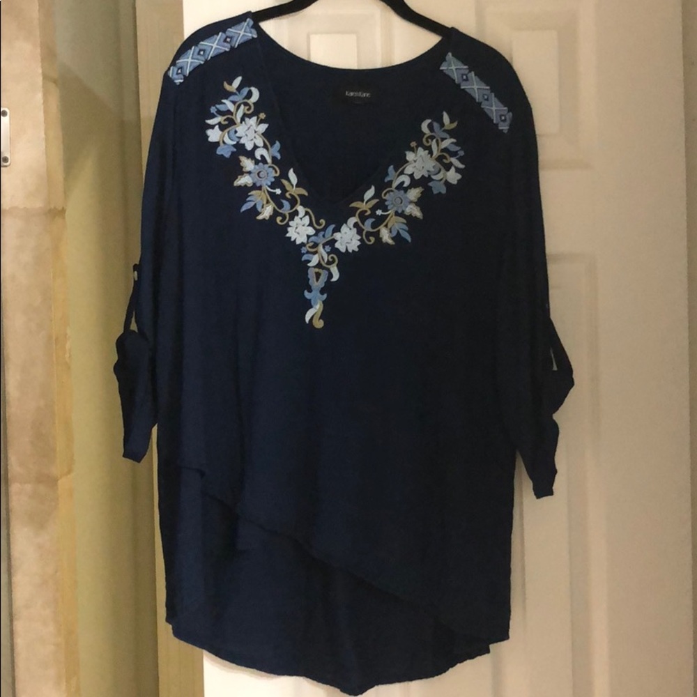 Cute high low linen like top